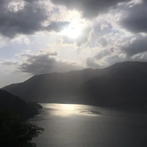 View , Faggeto Lario Italie