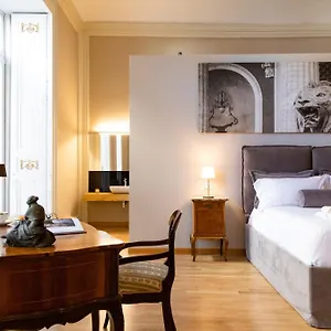Divisi & Guest house